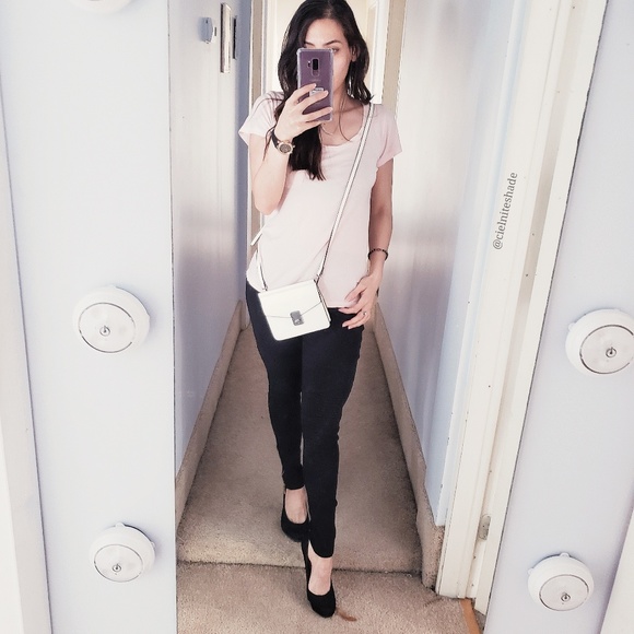 Aluna Levi Pants - Black moto leggings Aluna Levi Pants - Black moto leggings